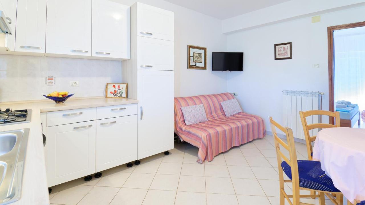 Apartments Susie By Rent Istria Umago Esterno foto